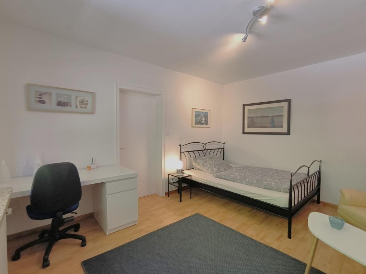 Ferienwohnung Zwischen Den Meeren - Schoene Und Gemuetliche Fewo Mit Garten Dorpstedt Exterior photo